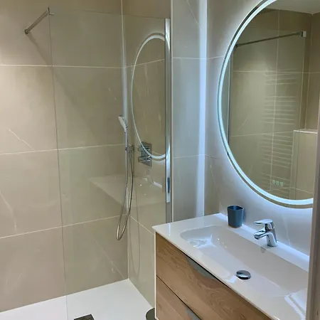 Le 21 Favre, Hyper Centre, 70 M², 2 Apartment
