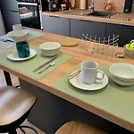 Le 21 Favre, Hyper Centre, 70 M², 2 Annecy